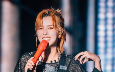 阳光的陪伴吉他谱_杨芸晴_C调指法原版弹唱谱_图片六线谱