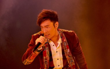 昨迟人吉他谱_许志安_G调指法弹唱谱_图片六线谱