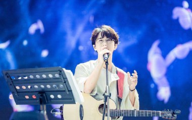 不必追吉他谱_徐秉龙_G调指法原版弹唱谱_图片六线谱