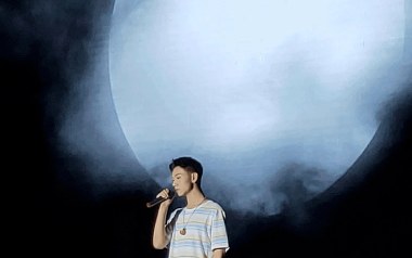 执迷不悟吉他谱_小乐哥_C调指法弹唱谱_图片六线谱