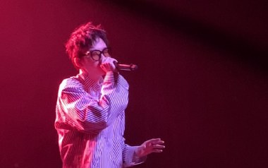 奇妙世界吉他谱_刘思鉴_C调指法拍弦版_图片六线谱