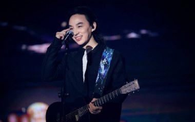 在冬天和奶奶一起晒太阳吉他谱_赵照_D调原版弹唱谱_图片六线