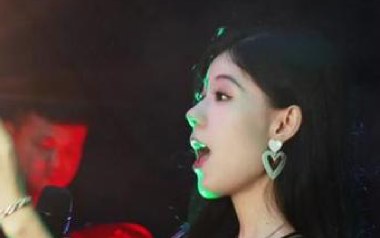 悲伤的爱情吉他谱_任夏_G调指法弹唱谱_图片六线谱