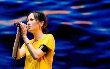 漂着吉他谱_杨乃文_E调指法原版弹唱谱_图片六线谱