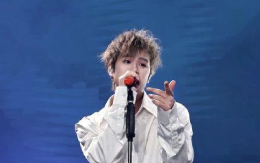 九月底吉他谱_余佳运_G调指法原版弹唱谱_图片六线谱