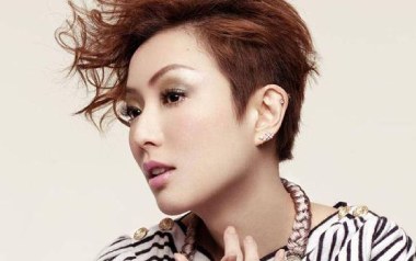 不拖不欠吉他谱_郑秀文_A调指法原版弹唱谱_图片六线谱