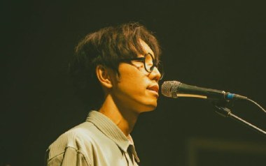 人在旅途吉他谱_陈鸿宇_C调指法原版弹唱谱_图片六线谱