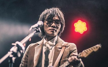 灯光吉他谱_谢震廷_C调指法原版弹唱谱_图片六线谱