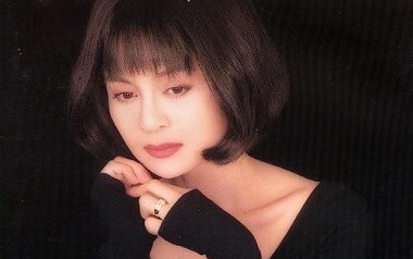 蝶儿蝶儿满天飞吉他谱_高胜美_G调原版弹唱谱_图片六线谱