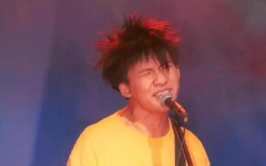 平安夜吉他谱_花儿乐队_E调指法弹唱谱_图片六线谱
