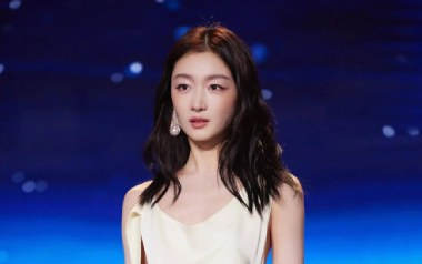 不完美女孩吉他谱_周冬雨_G调原版弹唱谱_图片六线谱
