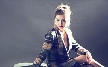 梦的翅膀受了伤吉他谱_蒋雪儿_C调原版_图片六线谱