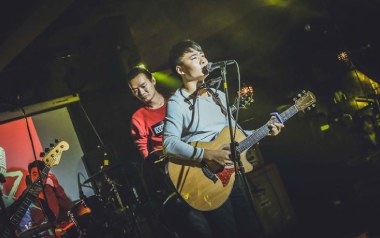 飞翔吉他谱_海先生_G调指法原版弹唱谱_图片六线谱