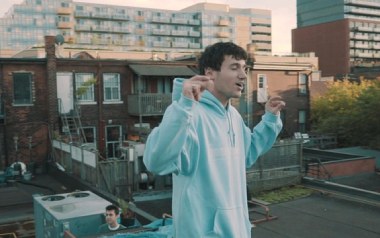 Comethru吉他谱_Jeremy Zucker_C调拍弦版_图片六线谱