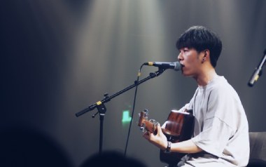 再见了吉他谱_阿虾_G调指法原版弹唱谱_图片六线谱