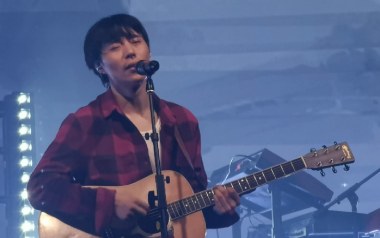 闪光的回忆吉他谱_逃跑计划_C调扫弦版吉他谱_吉他弹唱示范