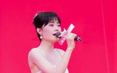 如何不再让我去想你吉他谱_井迪儿_G调指法_图片六线谱