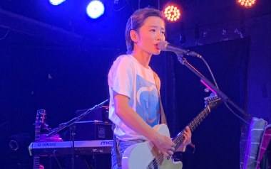 火车经过海棠吉他谱_许飞_C调指法原版弹唱谱_图片六线谱