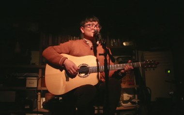 秋夜吉他谱_李晋_D调指法弹唱谱_图片六线谱