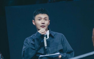 乐团吉他谱_李荣浩_E调指法原版弹唱谱_图片六线谱