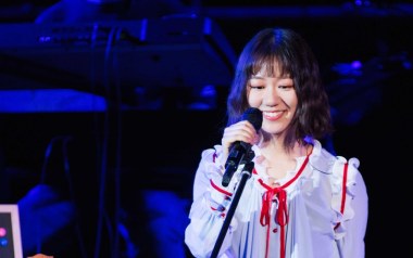 只道寻常吉他谱_谢春花_C调指法原版弹唱谱_图片六线谱