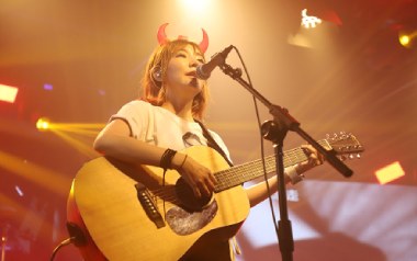 从前的人吉他谱_曾昭玮_A调指法扫弦版_图片六线谱