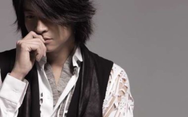 楼下那个女人吉他谱_游鸿明_G调指法弹唱谱_图片六线谱