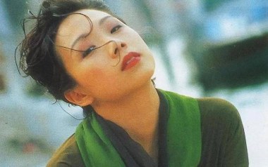 纸飞机吉他谱_林忆莲_D调指法原版弹唱谱_图片六线谱
