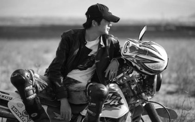 老路小路吉他谱_靳松_C调指法弹唱谱_图片六线谱