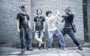 螃蟹吉他谱_山人乐队_G调指法原版弹唱谱_图片六线谱