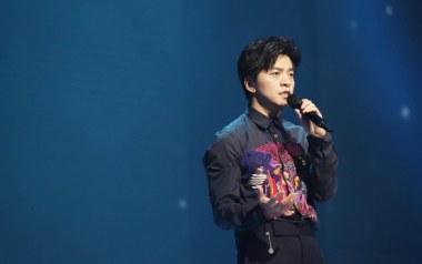 在每个想你的夜晚吉他谱_李健_F调指法弹唱谱_图片六线谱