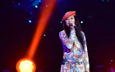 铁窗吉他谱_许美静_G调指法简单版弹唱谱_图片六线谱