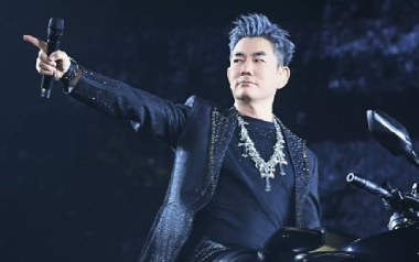 有梦的人吉他谱_任贤齐_G调指法原版弹唱谱_图片六线谱