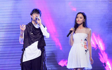 惊鸿一面吉他谱_许嵩/黄龄_C调原版吉他谱_吉他弹唱教学