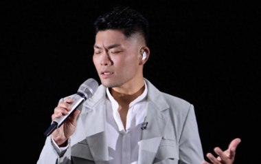 夏天指弹吉他谱_李玖哲_原版独奏谱_吉他指弹示范