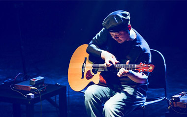 流行的云指弹吉他谱_岸部真明_原版指弹谱_独奏六线谱