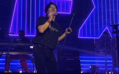 低空飞行吉他谱_郑钧_C调扫弦版吉他谱_吉他弹唱教学