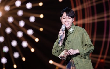 蜂鸟吉他谱_吴青峰_G调拍弦版吉他谱_吉他弹唱教学