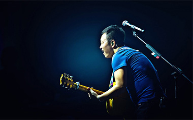 救赎之旅吉他谱_许巍_G调指法原版吉他谱_吉他弹唱教学