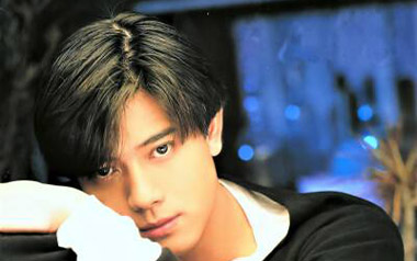 爱情吉他谱_郭富城_E调原版六线谱/和弦谱_吉他弹唱教学