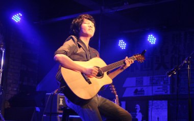 好想大声说喜欢你指弹谱_卢家宏_原版指弹谱_独奏六线谱