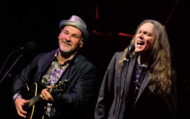 Love Will Keep Us Alive吉他谱_Eag