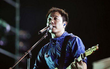 执着吉他谱_许巍_G调指法原版吉他谱_吉他弹唱教学