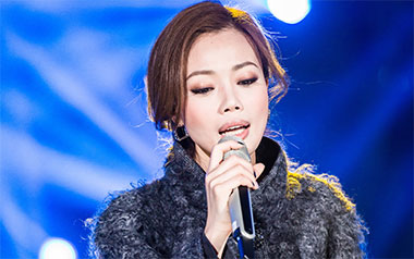 挥着翅膀的女孩指弹吉他谱_容祖儿_原版指弹谱_独奏六线谱