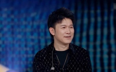 下雪哈尔滨吉他谱_高进/常虹_C调指法吉他谱_吉他弹唱教学