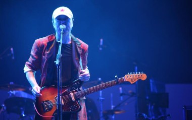 花房姑娘吉他谱_崔健_G调指法原版吉他谱_吉他弹唱教学