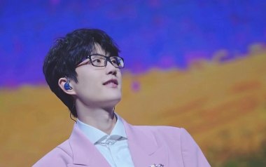 大千世界吉他谱_许嵩_G调指法原版吉他谱_吉他弹唱教学