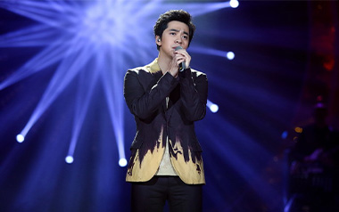 月光吉他谱_邢天溯/李健_E调原版吉他谱_吉他弹唱教学