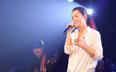 当爱在靠近吉他谱_刘若英_C调简单版吉他谱_吉他弹唱教学