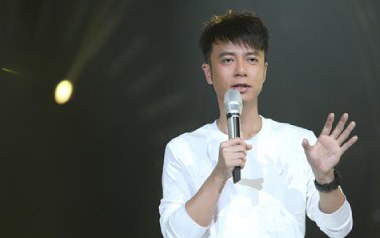 友情岁月吉他谱_李克勤_C调指法原版吉他谱_吉他弹唱教学